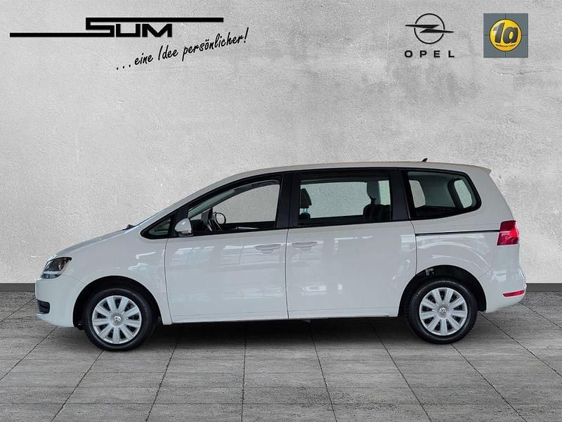 Gebraucht VW Sharan Trendline 140 PS (102 kW) 2011 Weiss Van / Kleinbus