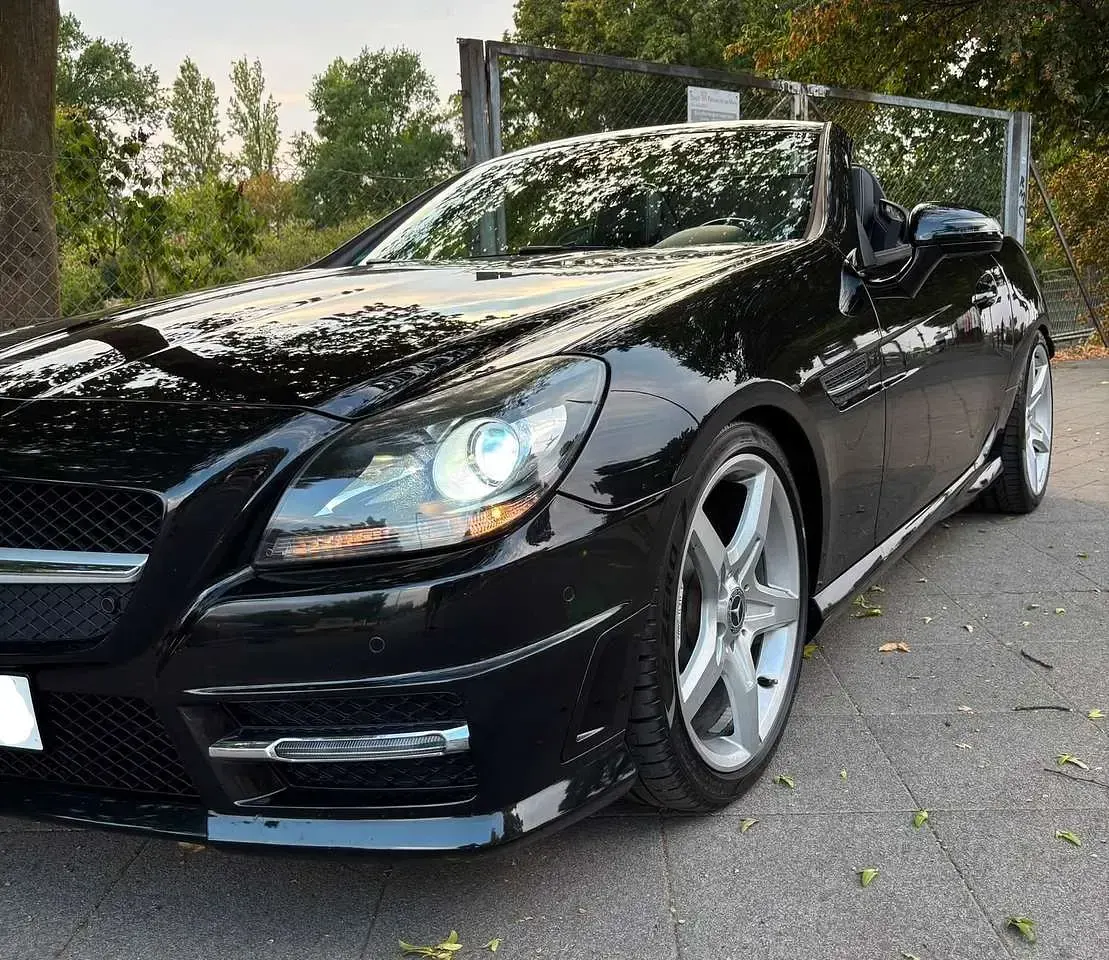 Gebraucht Mercedes SLK200 AMG 184 PS (135 kW) 2013 Schwarz Cabrio