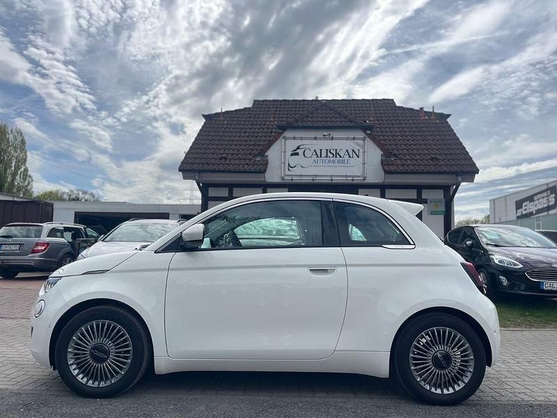 Gebraucht Fiat 500e 86 kW (118 PS) 2025 Weiß Kleinwagen