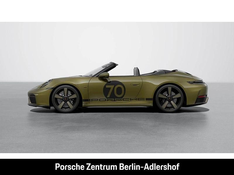 Neu Porsche 992 541 PS (397 kW) 2026 Gruen Cabrio