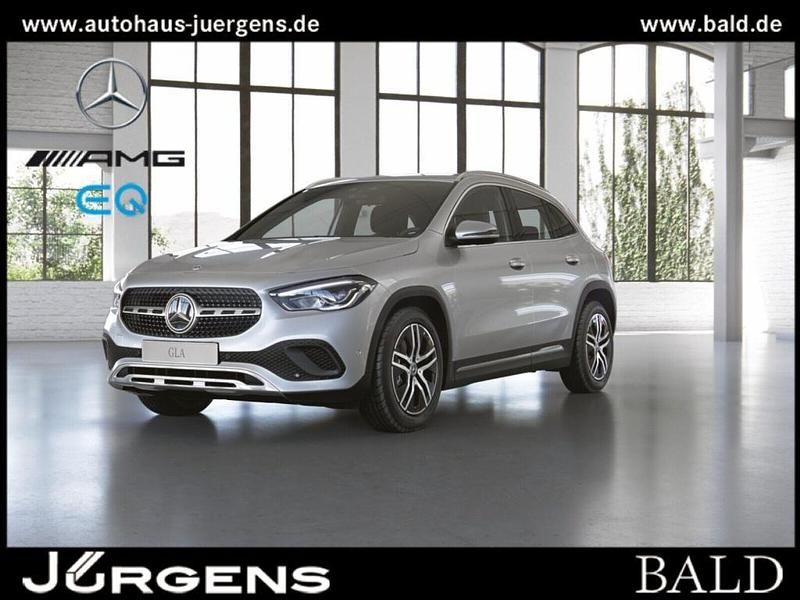 Iridiumsilber metallic Gebraucht 2020 Mercedes GLA200 Progressive SUV | 30.880 € (Guter Preis) - Bild 1/4