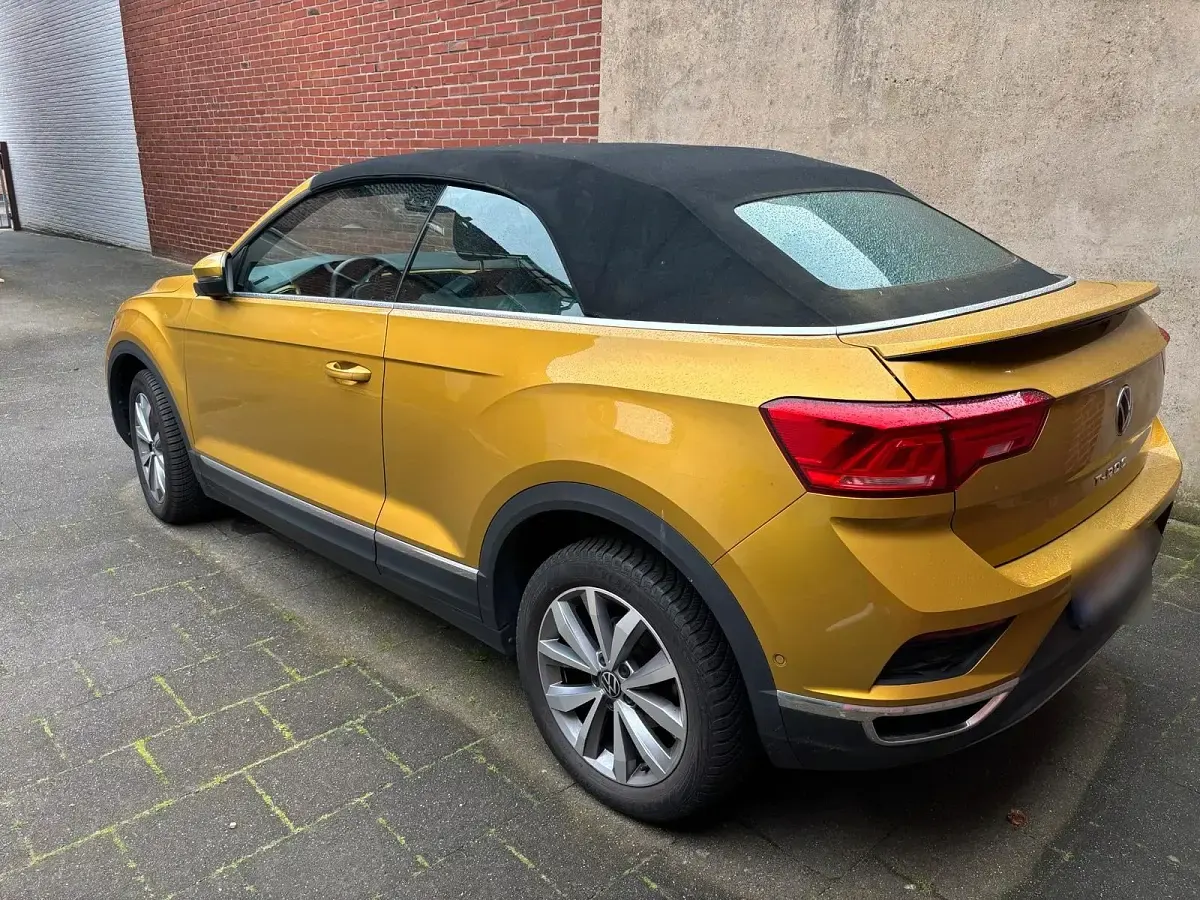 Gebraucht VW T-Roc 90 PS (66 kW) 2022 Gold SUV