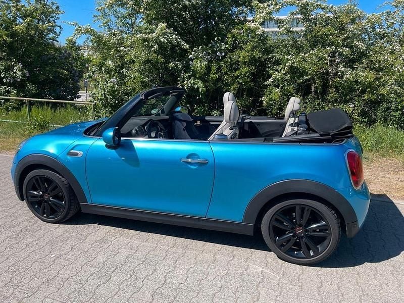 Gebraucht Mini One Cabriolet 102 PS (75 kW) 2018 Blau Cabrio