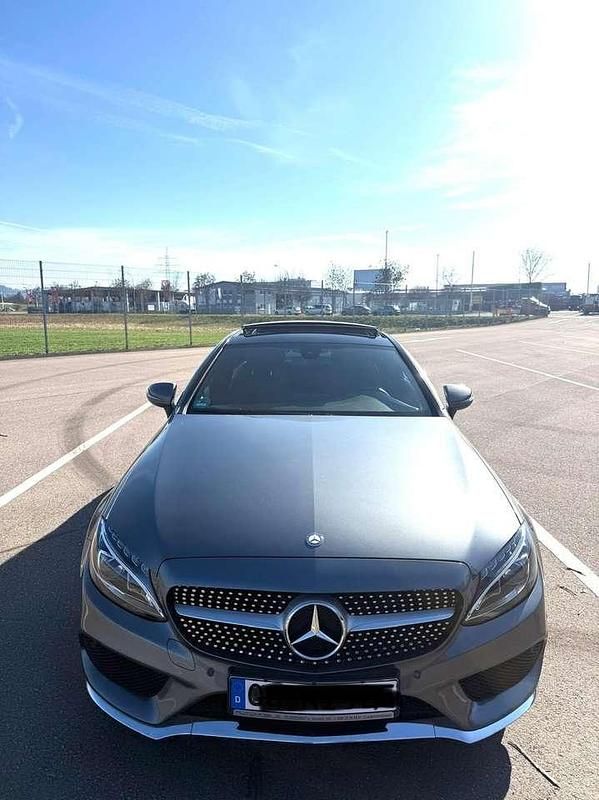 Gebraucht Mercedes C200 AMG line 184 PS (135 kW) 2016 Grau Coupé