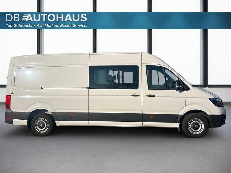 Gebraucht VW Crafter Trendline 140 PS (102 kW) 2023 Weiß Van