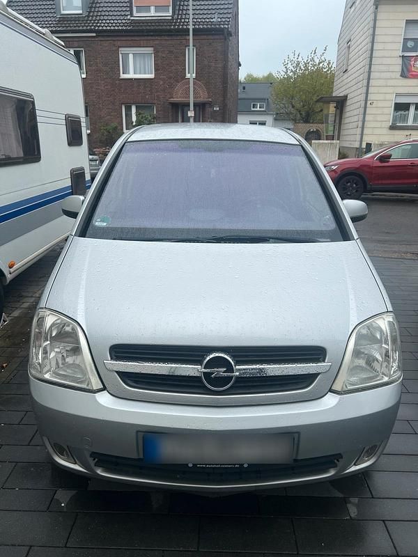 Second-hand Opel Meriva 105 CP (77 kW) 2004 Gri Monovolum