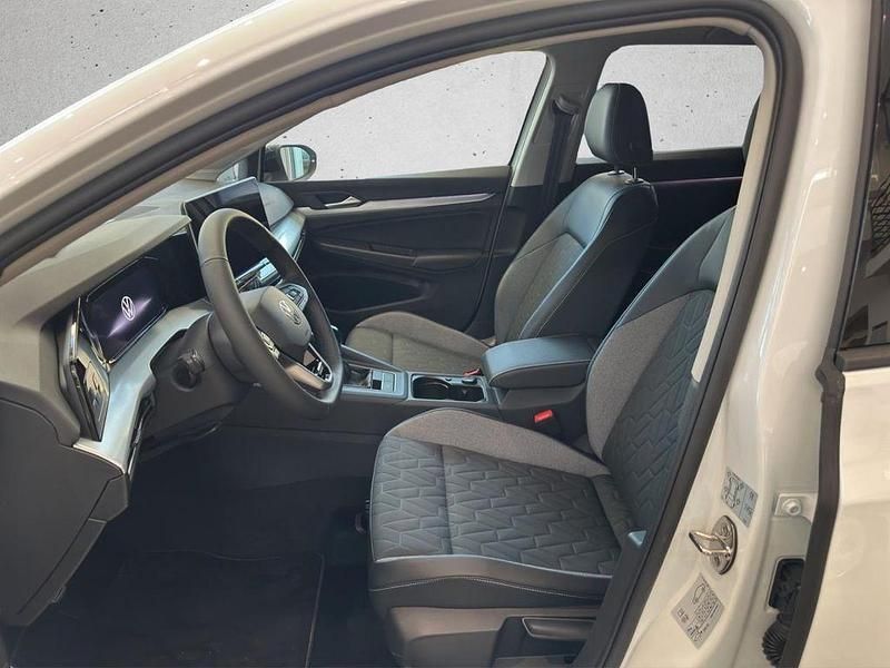 Neu VW Golf VIII 116 PS (85 kW) 2026 Weiß Limousine