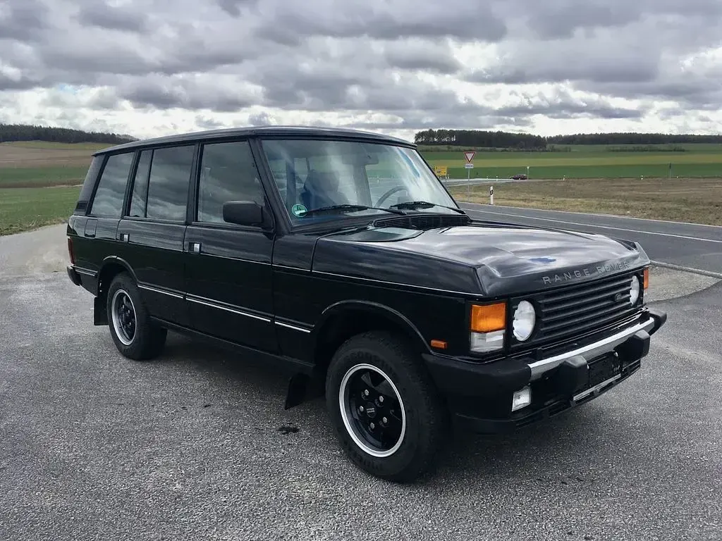 Gebraucht Land Rover Range Rover Classic 203 PS (149 kW) 1993 Schwarz SUV