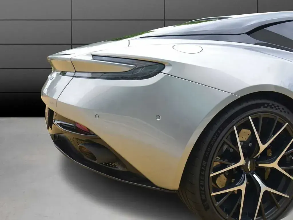 Occasion Aston Martin DB12 680 ch (500 kW) 2023 Argent Coupé