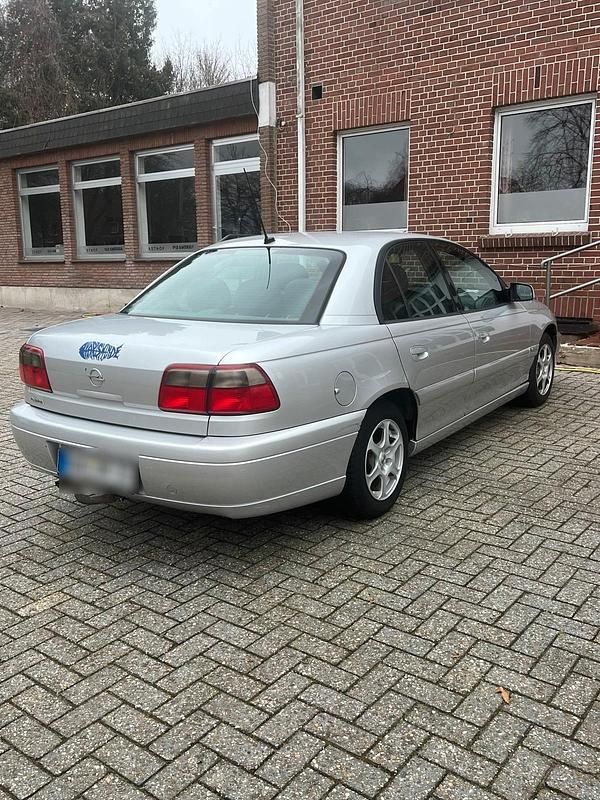 Gebraucht Opel Omega 140 PS (102 kW) 2004 Silber Kombi