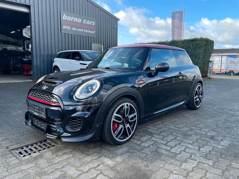 Gebraucht Mini John Cooper Works Sport 299 PS (219 kW) 2017 Schwarz Kleinwagen