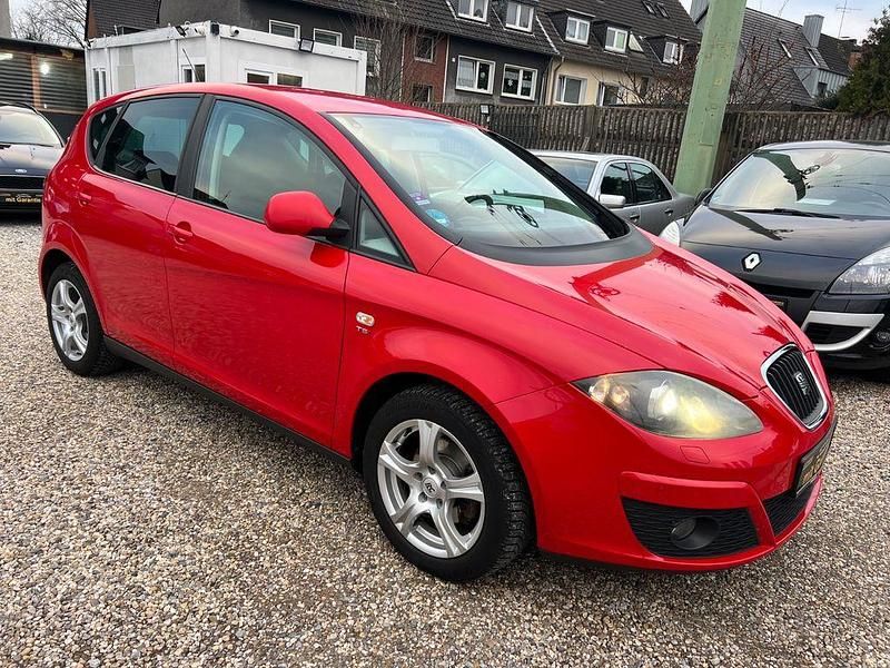 Gebraucht Seat Altea Stylance 125 PS (91 kW) 2010 Rot Limousine