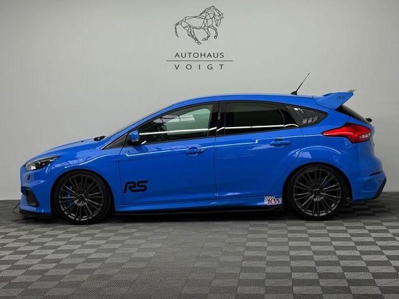 Gebraucht Ford Focus RS 350 PS (257 kW) 2016 Nitrousblau metallic Limousine