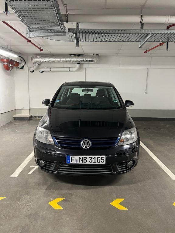 Schwarz Gebraucht 2006 VW Golf Plus Goal Van / Kleinbus | 3.699 € (Fairer Preis) - Bild 1/4