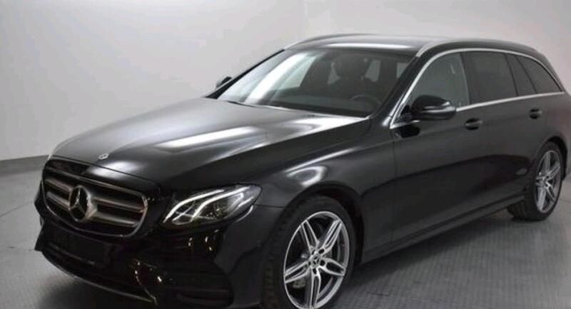 Schwarz Gebraucht 2019 Mercedes E200 AMG line Kombi | 29.000 € (Fairer Preis) - Bild 1/4