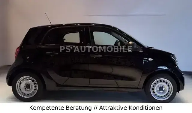 Gebraucht Smart ForFour Electric Drive 60 kW (82 PS) 2022 Schwarz Limousine