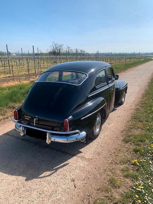Używany Volvo PV544 68 KM (50 kW) 1966 Czarny Sedan/Limuzyna