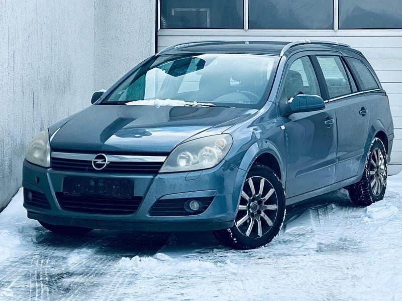 Grau Gebraucht 2004 Opel Astra Sport Kombi | 599 € (Superpreis) - Bild 1/4