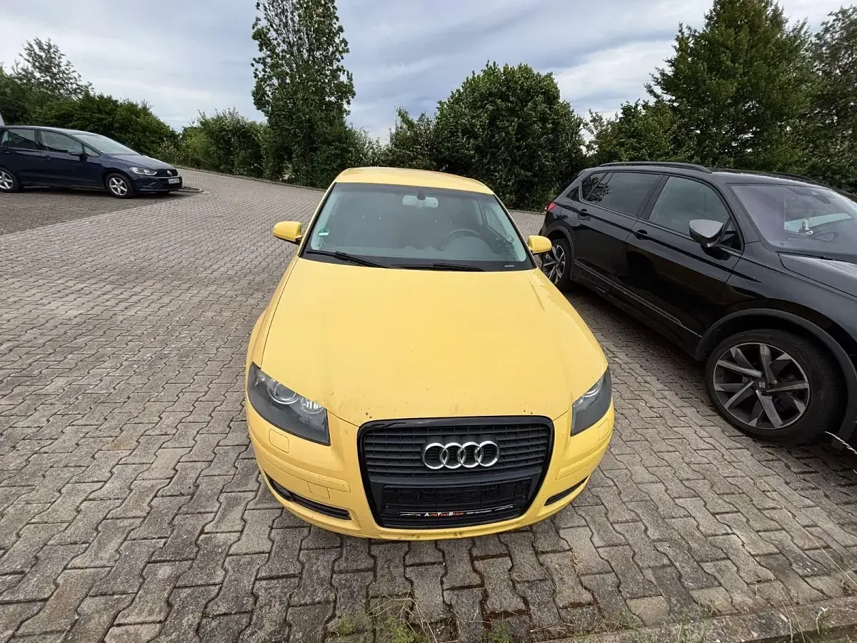 Gebraucht Audi A3 Ambiente 200 PS (147 kW) 2007 Gelb Kleinwagen