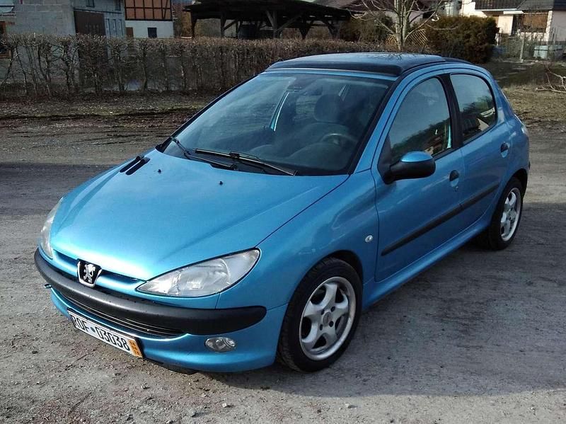 Gebraucht Peugeot 206 Roland Garros 75 PS (55 kW) 2000 Blau Limousine