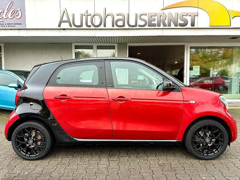 Schwarz Gebraucht 2015 Smart ForFour Prime Kleinwagen | 4.999 € (Etwas zu teuer) - Bild 1/4