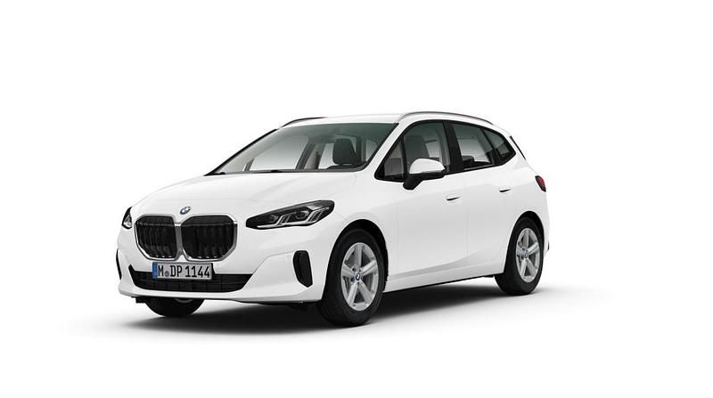 Gebraucht BMW 220 Active Tourer Luxury Line 156 PS (114 kW) 2026 Van / Kleinbus
