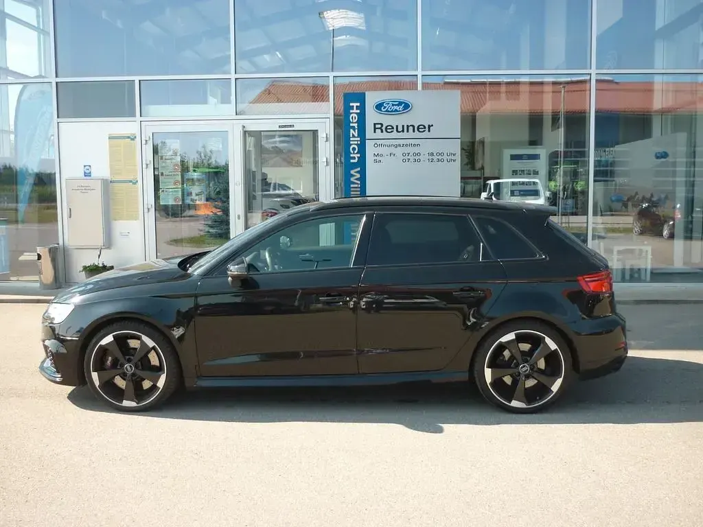 Gebraucht Audi RS3 Sportback Sport 400 PS (294 kW) 2020 Schwarz Kleinwagen