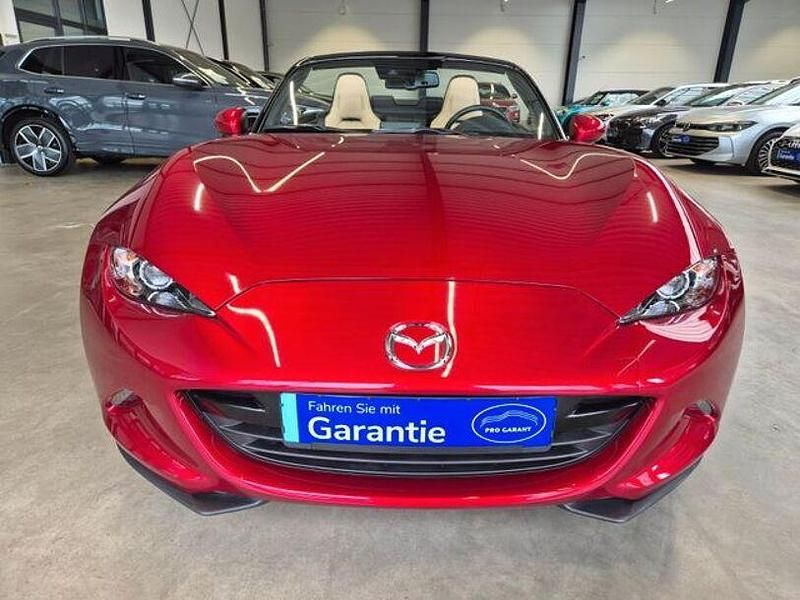 Gebraucht Mazda MX5 Selection 184 PS (135 kW) 2021 Soul red crystal Cabrio