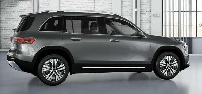 Mountaingrau Gebraucht 2024 Mercedes GLB200 SUV | 44.990 € (Etwas zu teuer) - Bild 1/4