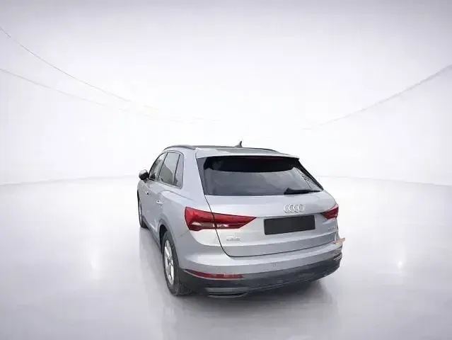 Gebraucht Audi Q3 Advanced 150 PS (110 kW) 2022 Florettsilber metallic SUV