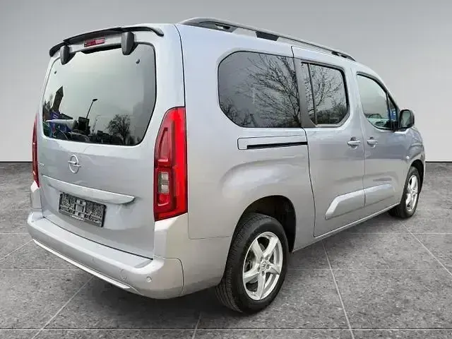Occasion Opel Combo Life Ultimate 131 ch (96 kW) 2023 Gris Monospace