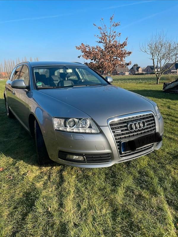 Second-hand Audi A6 220 CP (161 kW) 2009 Argintiu Break