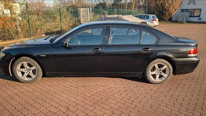 Gebraucht BMW 745L 333 PS (244 kW) 2004 Schwarz Limousine