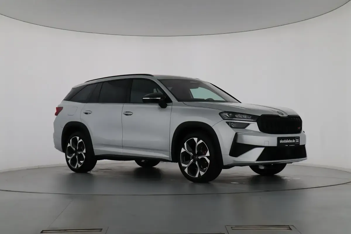 Neu Skoda Kodiaq RS 265 PS (194 kW) 2025 Silber SUV