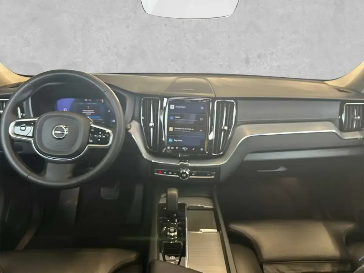 Gebraucht Volvo XC60 Ultimate 235 PS (172 kW) 2023 Grau SUV