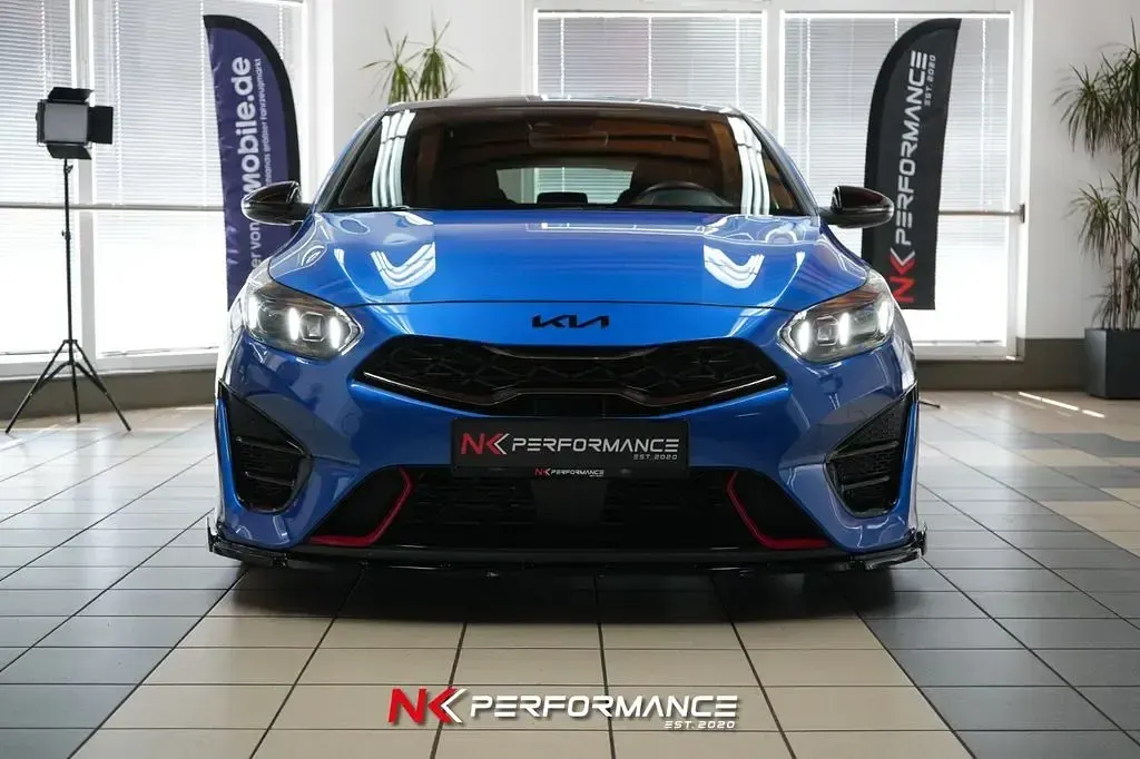 Gebraucht Kia ProCeed GT Comfort 204 PS (150 kW) 2023 Blau Kleinwagen