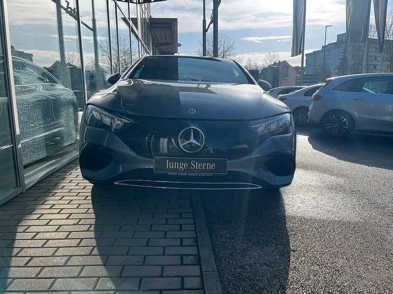 Gebraucht Mercedes EQE300 180 kW (245 PS) 2024 Lack selenitgrau Limousine