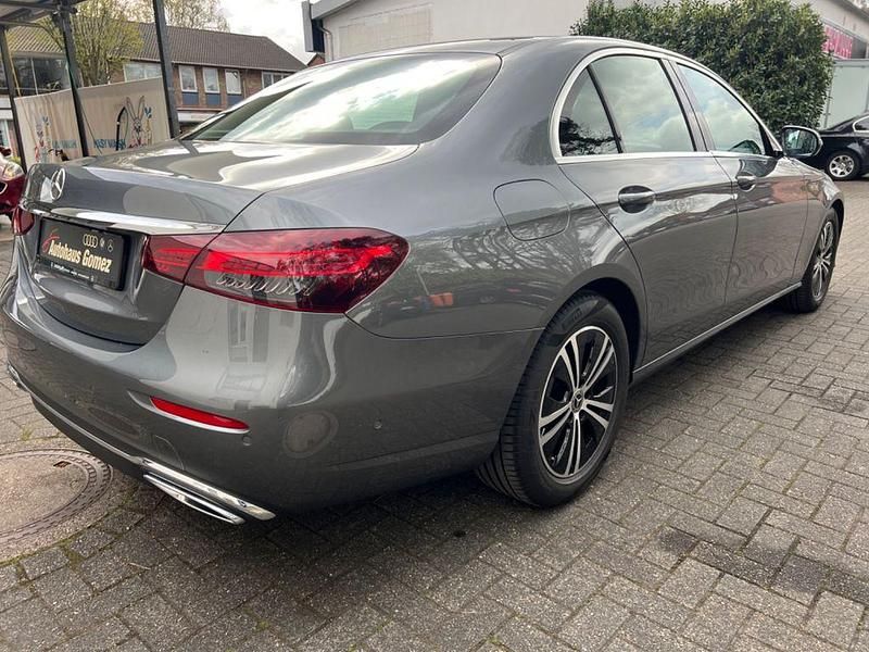 Occasion Mercedes E200 Avantgarde 211 ch (155 kW) 2023 Gris Berline