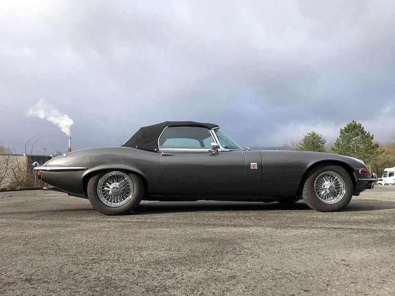 Gebraucht Jaguar E-Type 268 PS (197 kW) 1973 Grau Cabrio