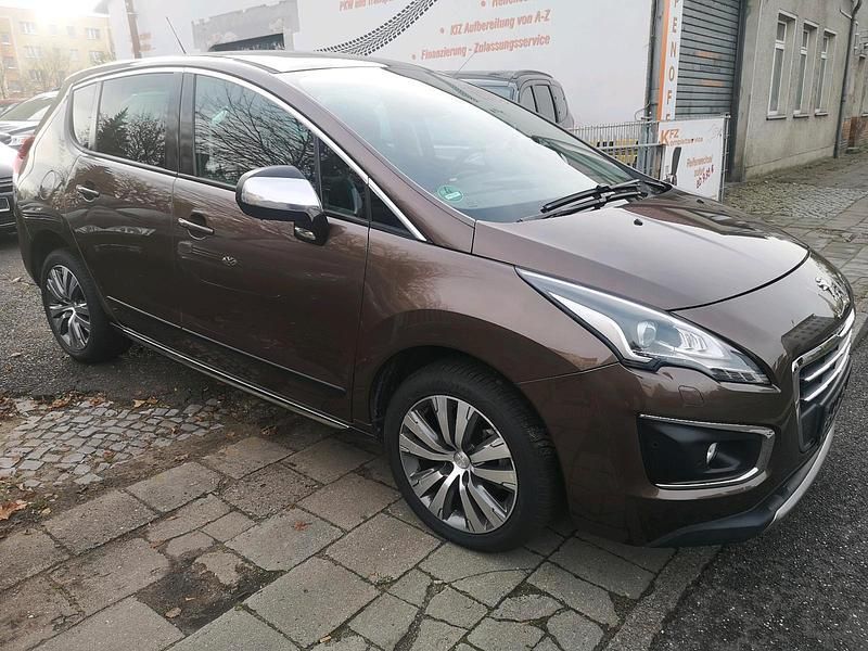 Braun Gebraucht 2014 Peugeot 3008 Limousine | 8.999 € (Etwas zu teuer) - Bild 1/4