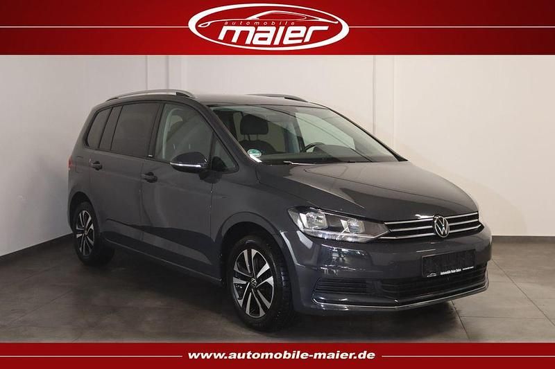 Uranograu Gebraucht 2021 VW Touran United Van / Kleinbus | 23.700 € (Fairer Preis) - Bild 1/4