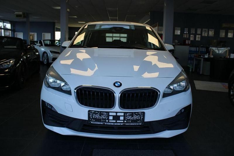 Gebraucht BMW 218 Advantage 150 PS (110 kW) 2020 Weiß Kombi