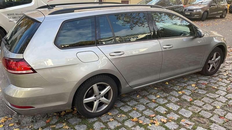Silber Gebraucht 2018 VW Golf Alltrack Kombi | 16.000 € (Guter Preis) - Bild 1/4