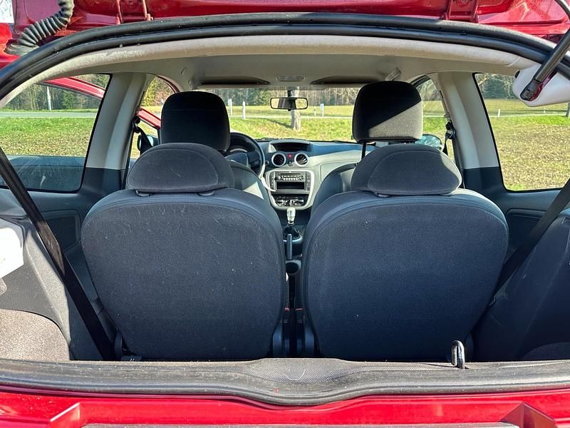 Gebraucht Citroën C2 60 PS (44 kW) 2009 Rot Kleinwagen