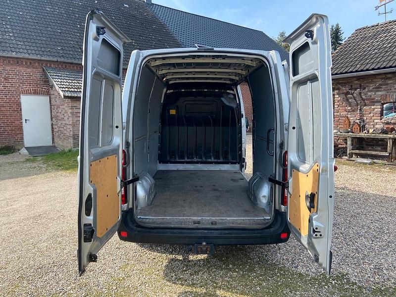 Gebraucht Opel Movano 150 PS (110 kW) 2021 Silber Van