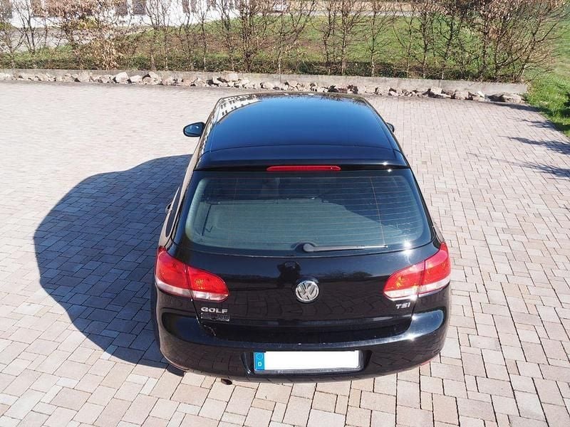 Gebraucht VW Golf VI 105 PS (77 kW) 2010 Schwarz Kleinwagen