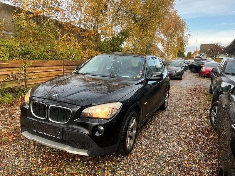 Schwarz Gebraucht 2010 BMW X1 SUV | 4.200 € (Guter Preis) - Bild 1/4
