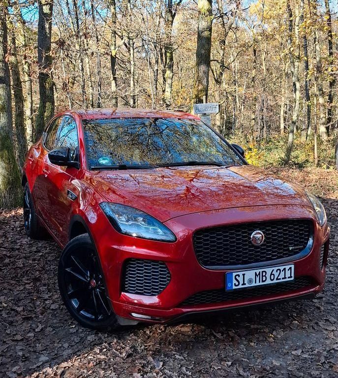 Rot Gebraucht 2019 Jaguar E-Pace R-Dynamic SUV | 23.900 € (Fairer Preis) - Bild 1/4