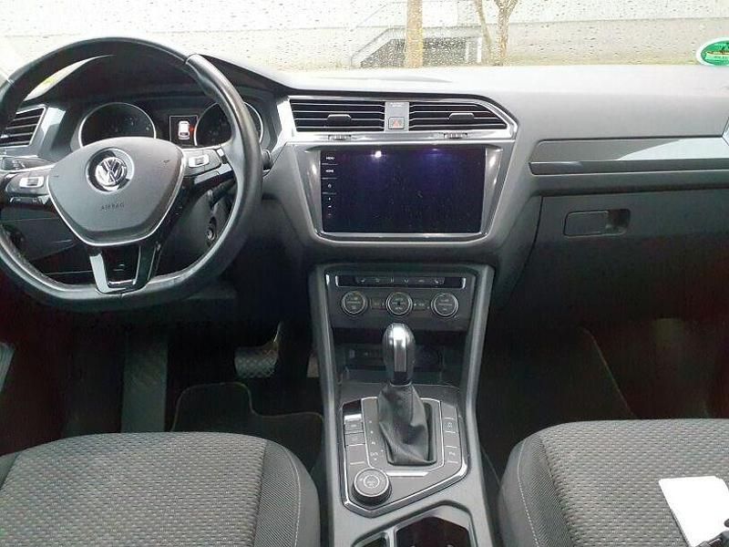 Gebraucht VW Tiguan Allspace Comfortline 200 PS (147 kW) 2020 Grau SUV