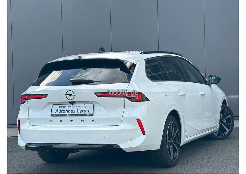 Gebraucht Opel Astra 131 PS (96 kW) 2024 Weiß Limousine